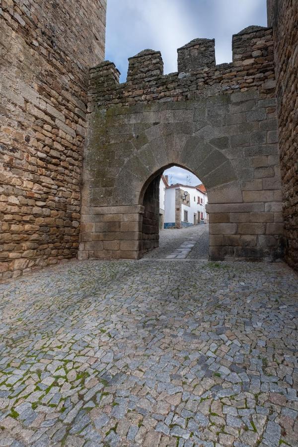 Portas Da Villa Miranda do Douro Buitenkant foto